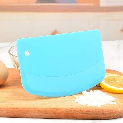 Plastic Dough and Bowl Scraper Set — 7 Pieces for Bread and Cake